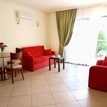 Club Karakas Apart Otel Marmaris Zewnętrze zdjęcie
