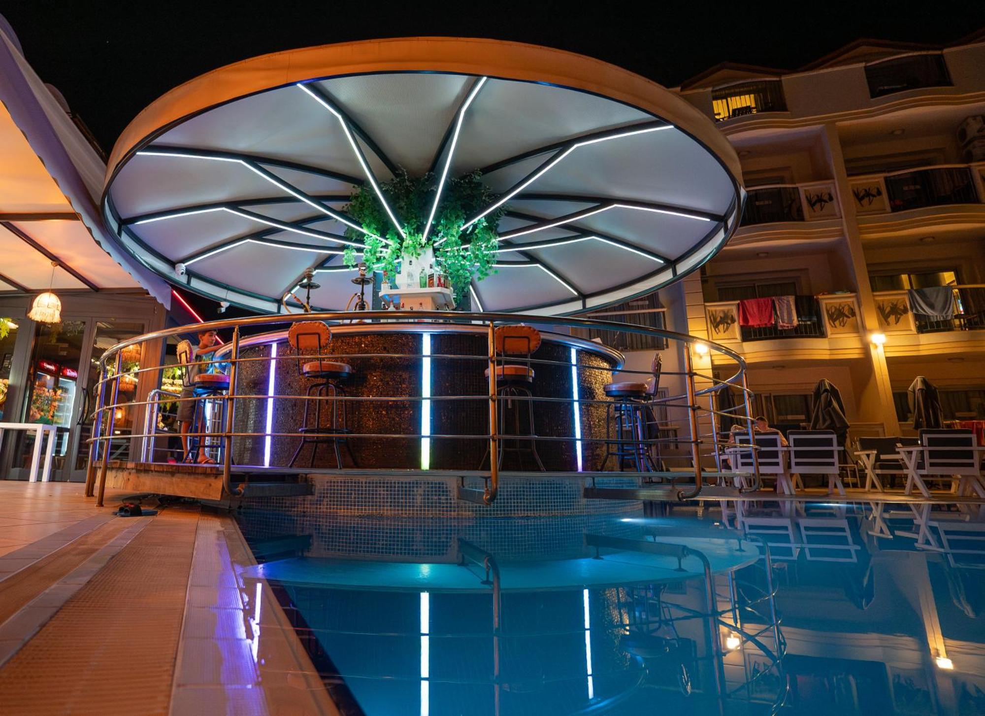 Club Karakas Apart Otel Marmaris Zewnętrze zdjęcie