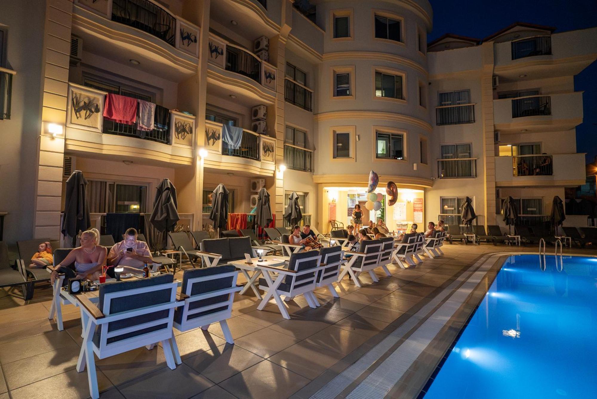 Club Karakas Apart Otel Marmaris Zewnętrze zdjęcie