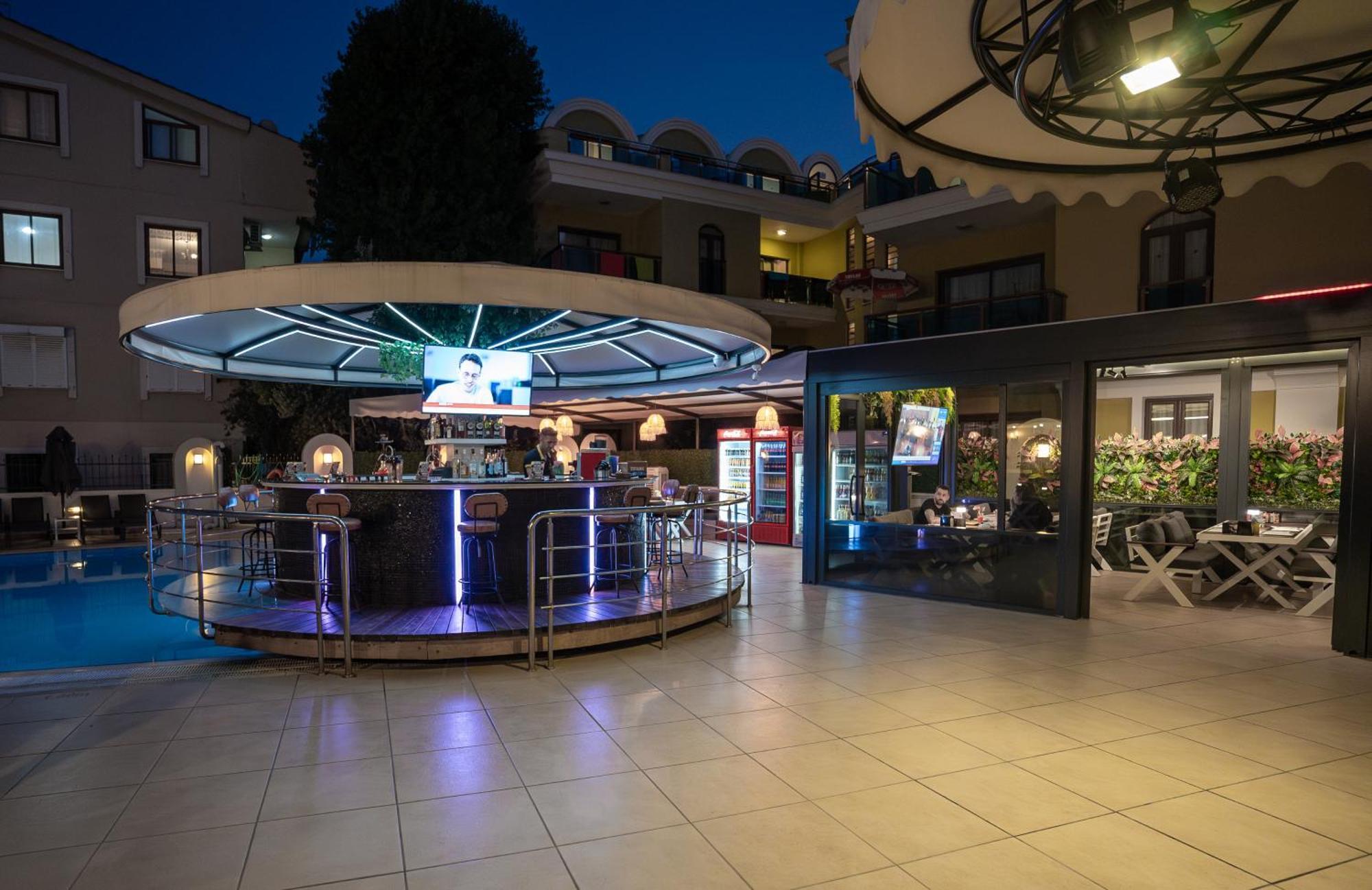 Club Karakas Apart Otel Marmaris Zewnętrze zdjęcie